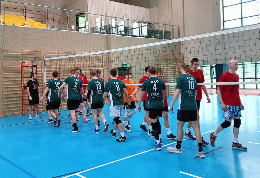 Zdjęcie 348371604_1865975197122527_5655338983618543221_nf1fcde88-eecf-492e-99b7-84bf1873d782.jpg w galerii Turniej ANS w siatkówce